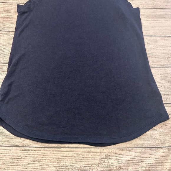 Women’s Athleta navy tank XS - Picture 4 of 6